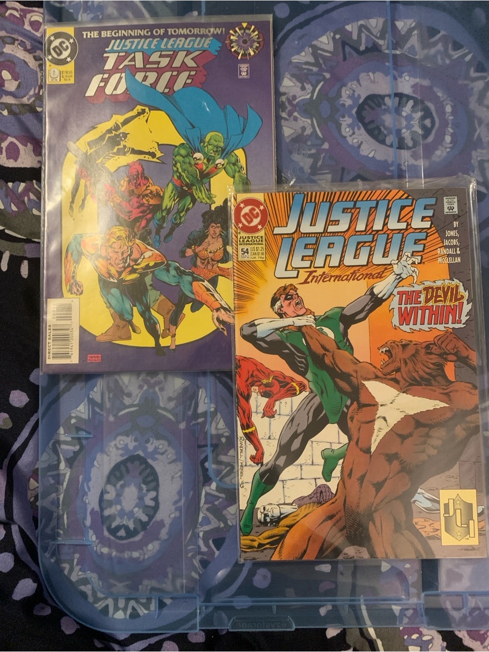 DC Justice League Comic Pair - Blue, Purple, Yellow, Green Covers